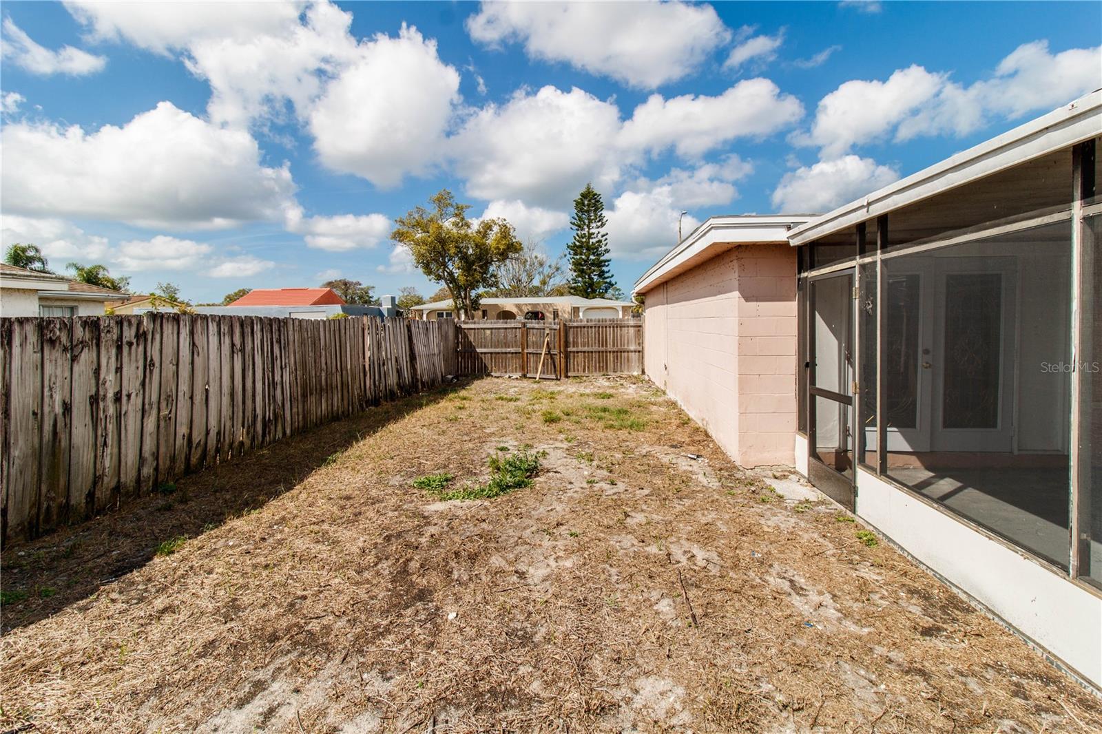 BEACON SQUARE - Residential
