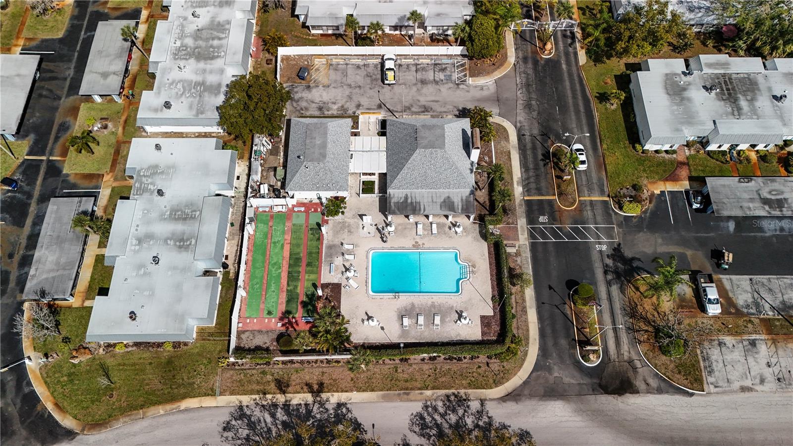 BEACON SQUARE - Residential