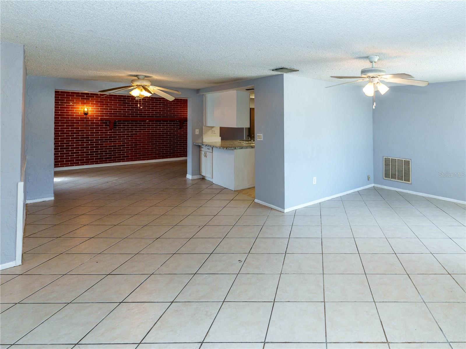 BEACON SQUARE - Residential