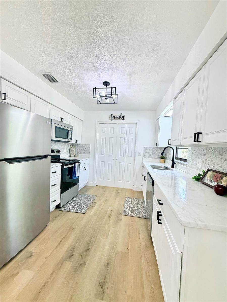 PECAN HOMELANDS - Residential