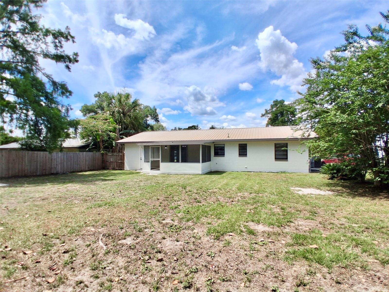 PECAN HOMELANDS - Residential