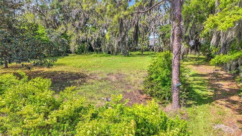 Tiny photo for 11338 N Us Highway 301, Oxford, FL 34484 (MLS # G5110416)