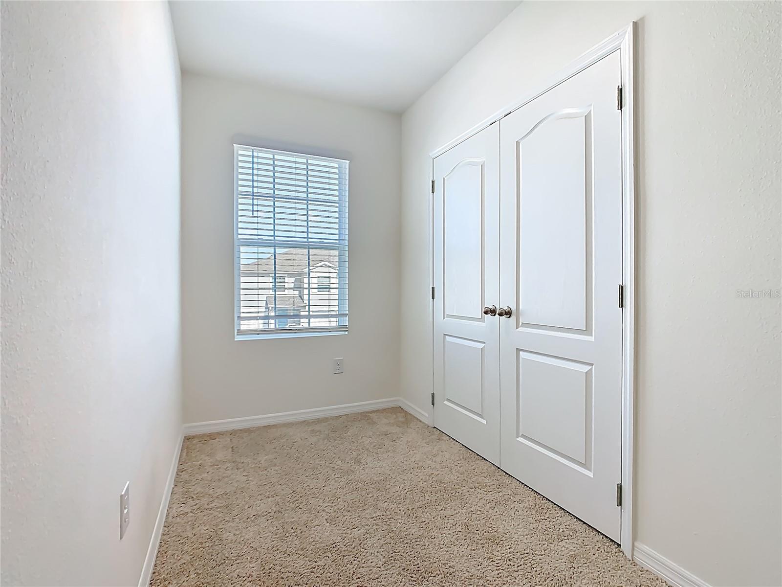 OSCEOLA VILLAGE CENTER - Residential Lease