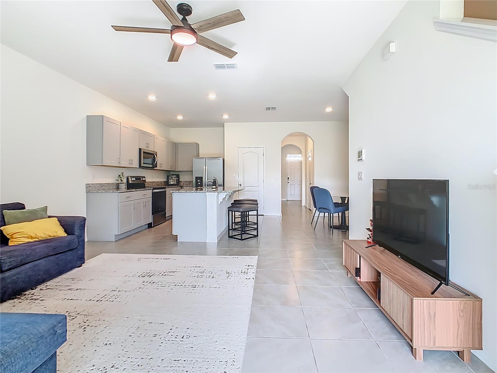 OSCEOLA VILLAGE CENTER - Residential Lease