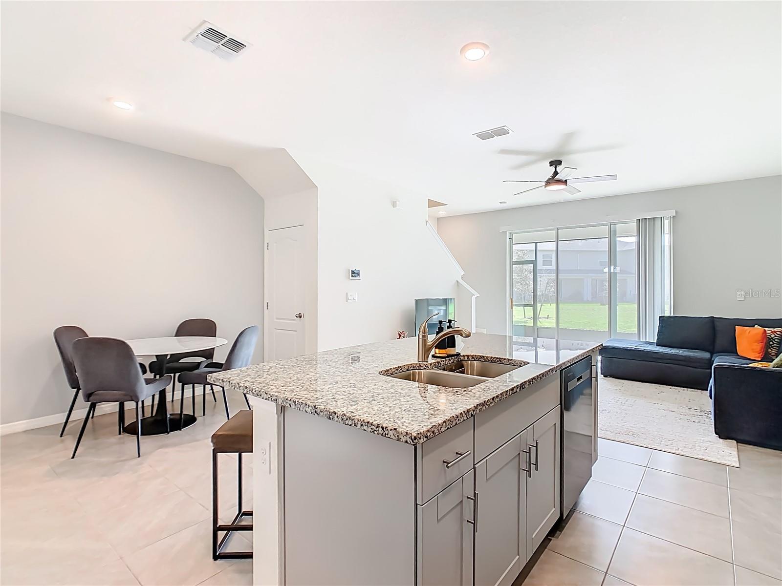 OSCEOLA VILLAGE CENTER - Residential Lease