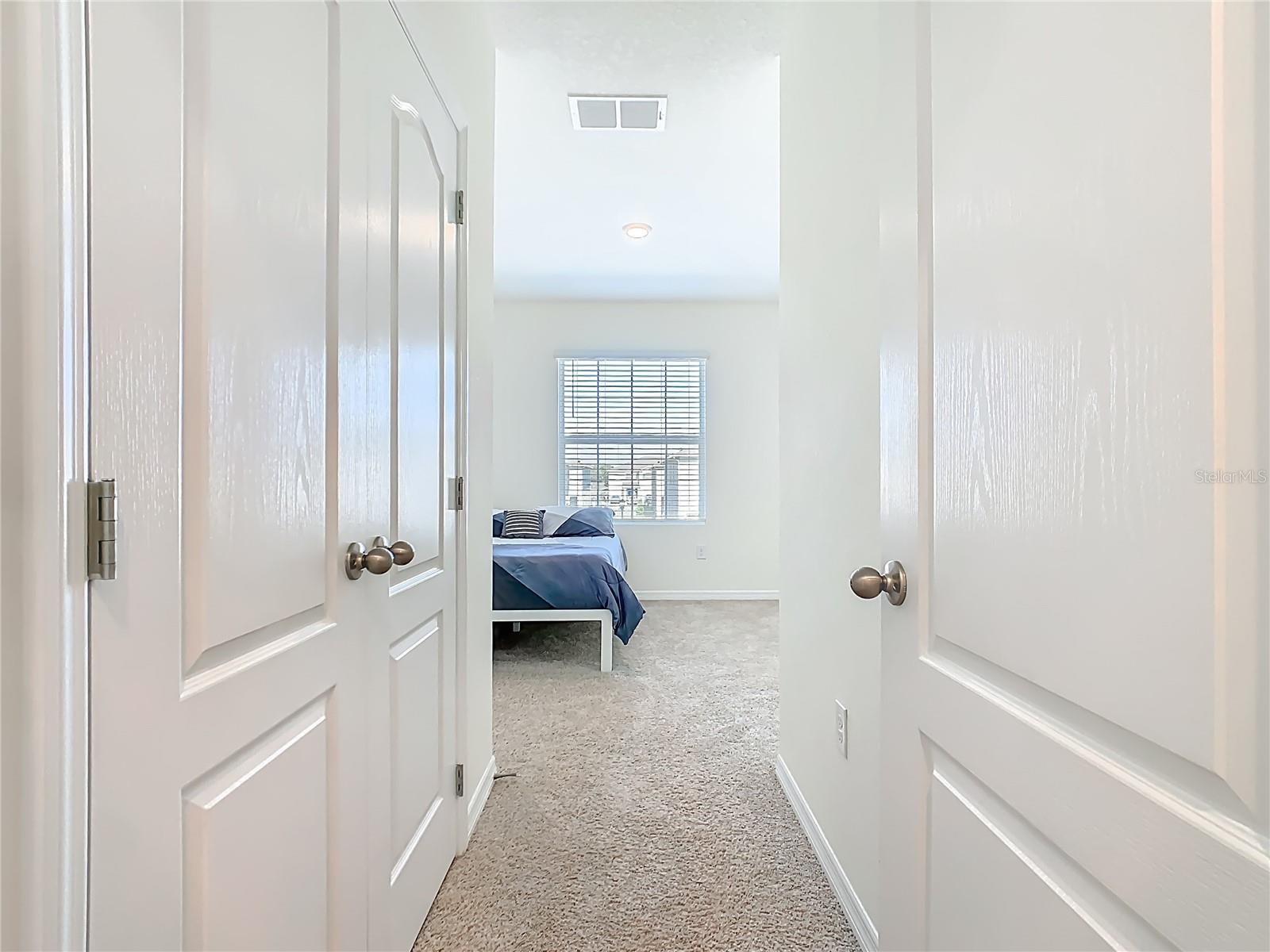 OSCEOLA VILLAGE CENTER - Residential Lease