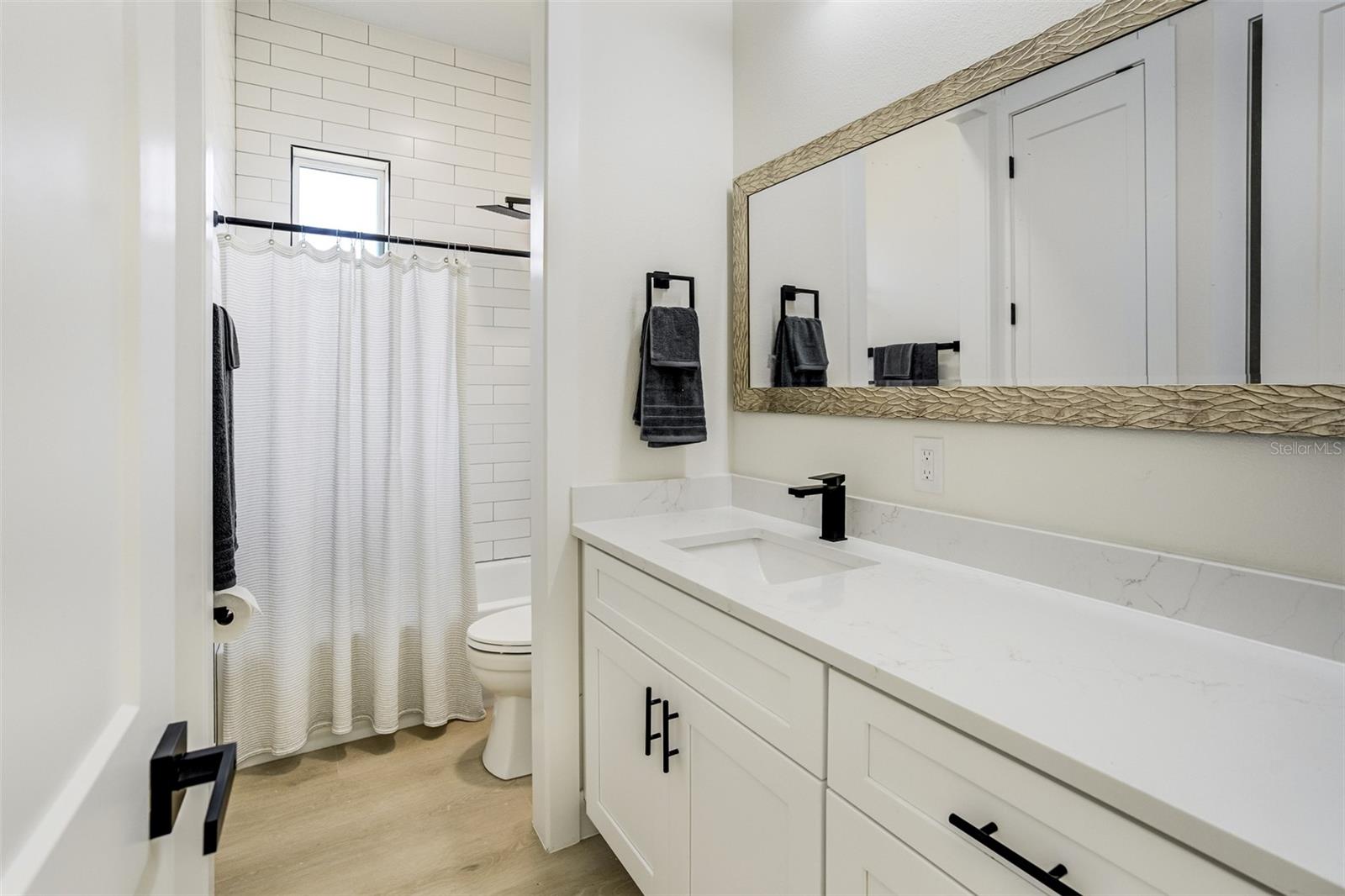 HARBOR BLUFFS SEC 2 - Residential