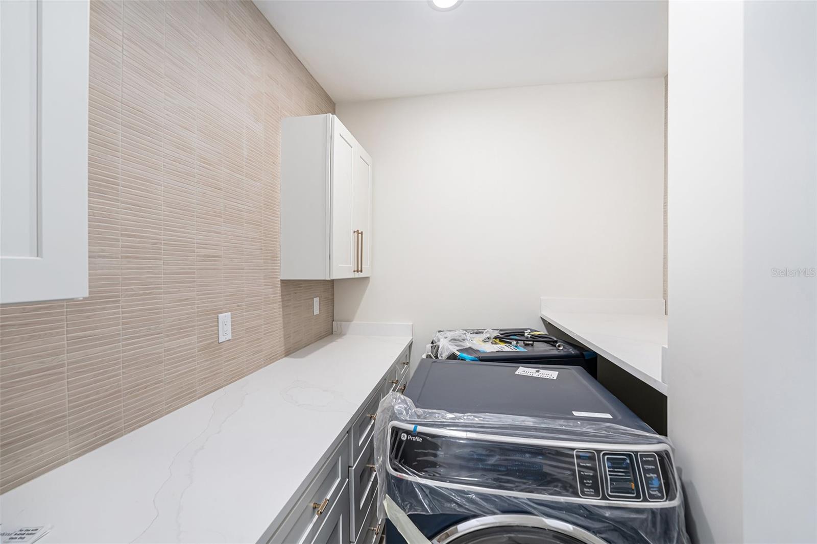 ORANGE VILLA HEIGHTS REP - Residential