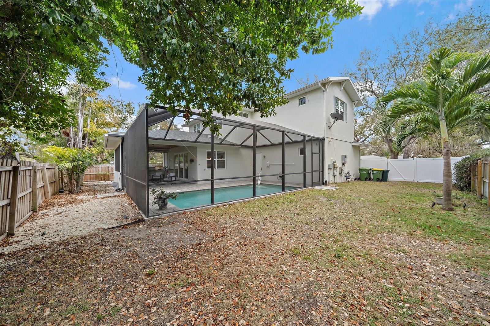 GREENWICH - Residential