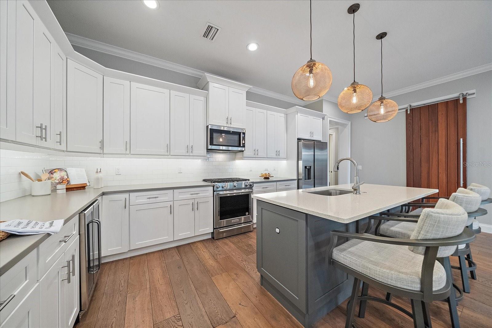 GREENWICH - Residential