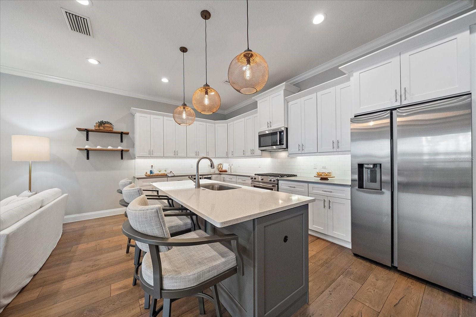 GREENWICH - Residential