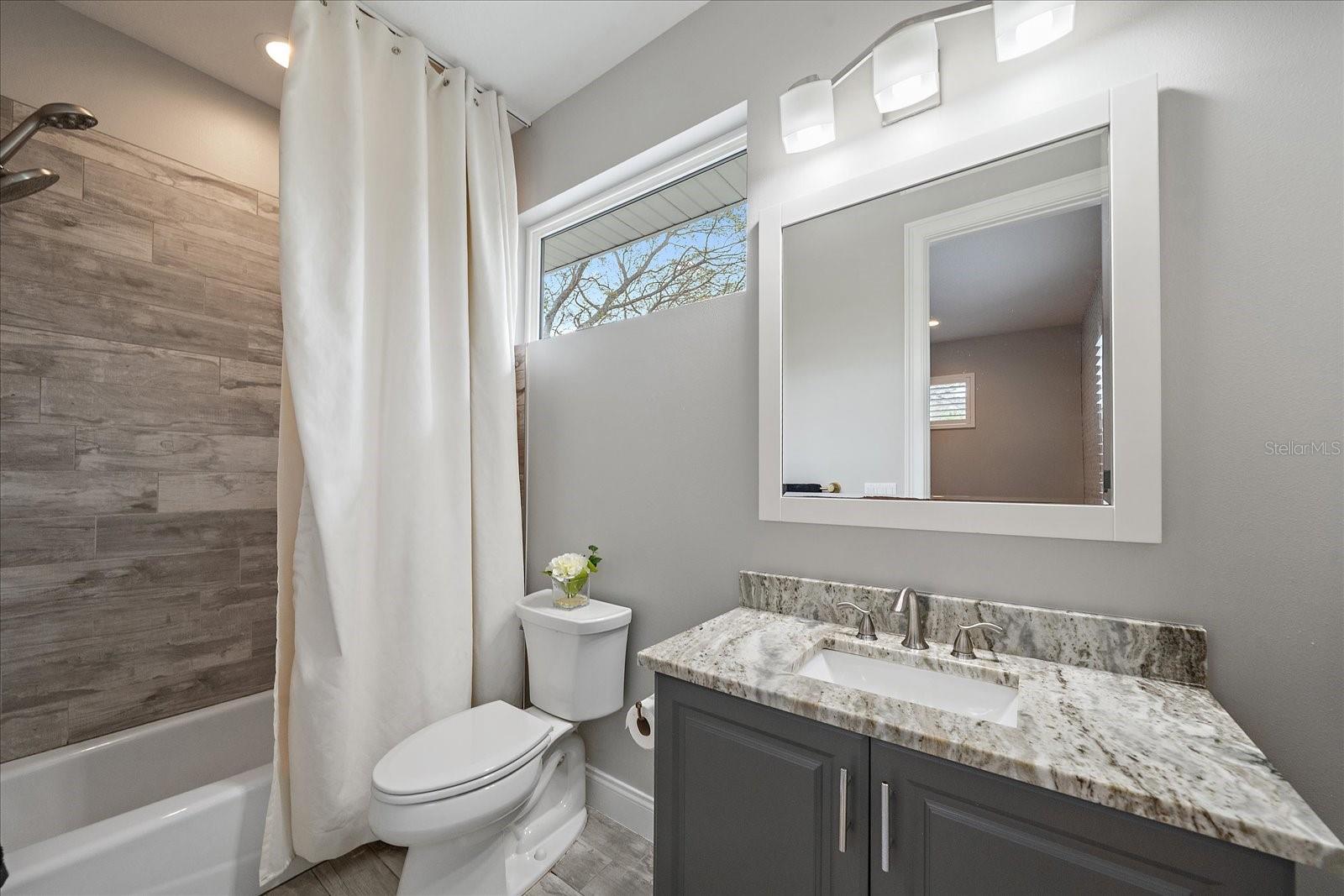 GREENWICH - Residential