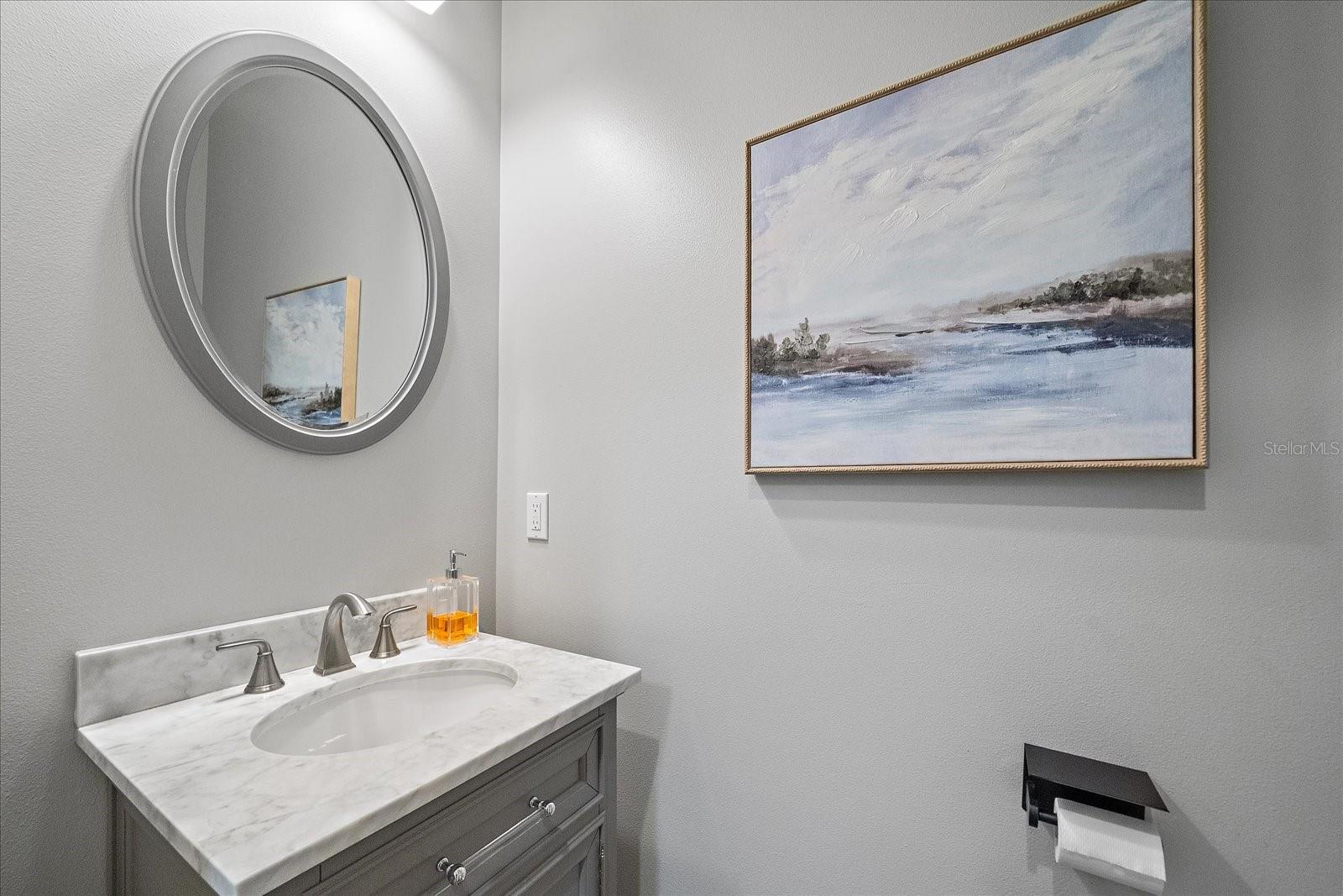 GREENWICH - Residential