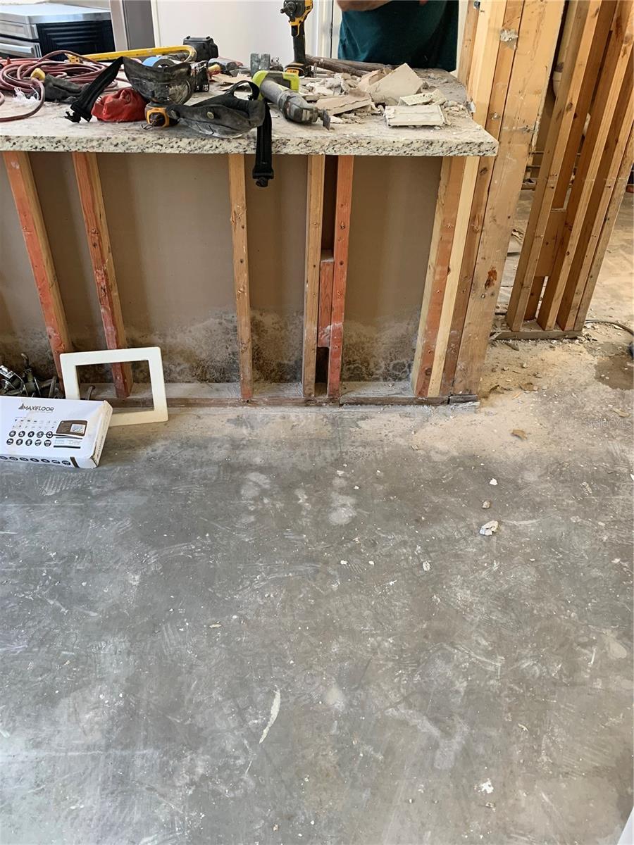 2460 HERON TERRACE E101