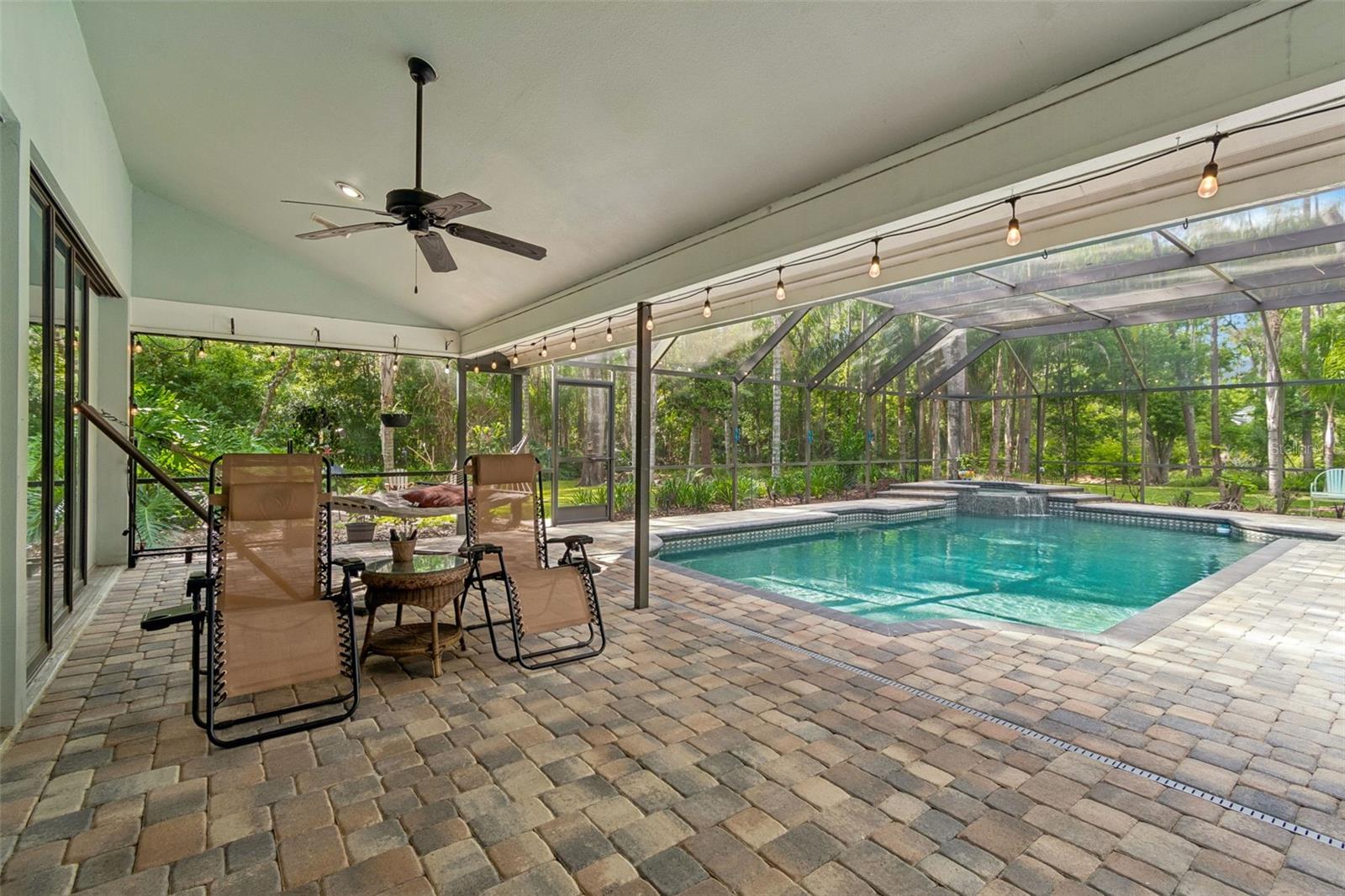 WOODRIDGE - Residential