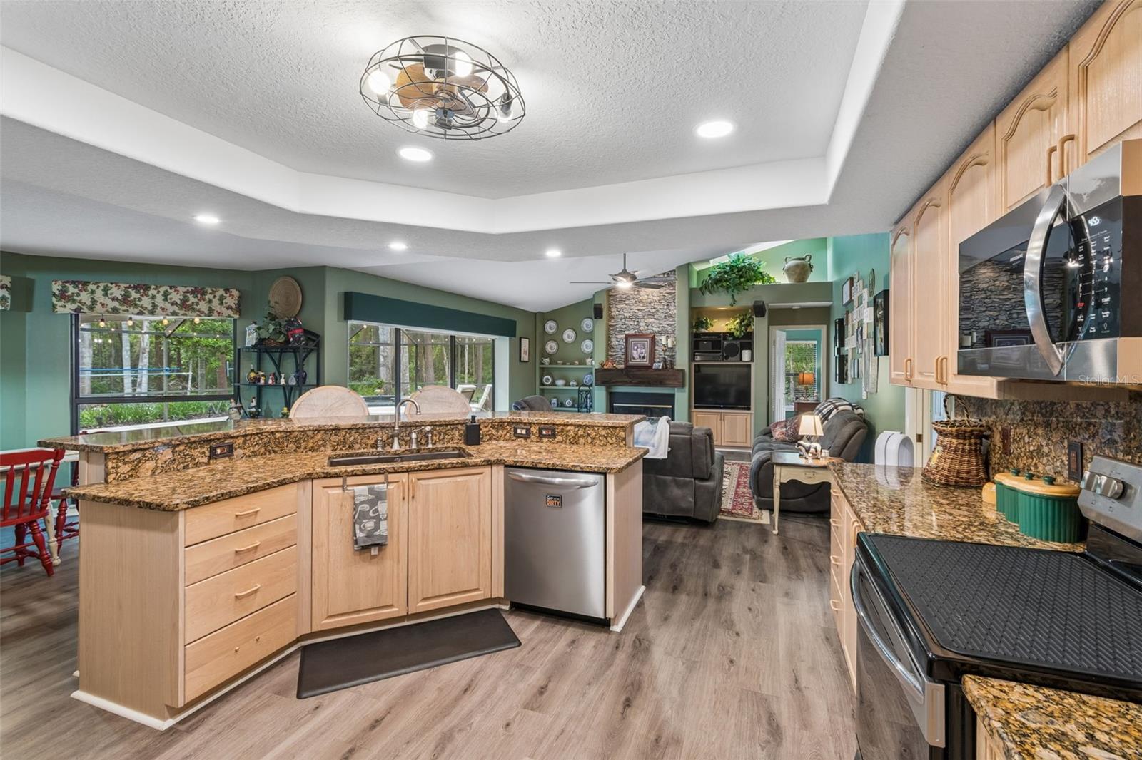 WOODRIDGE - Residential