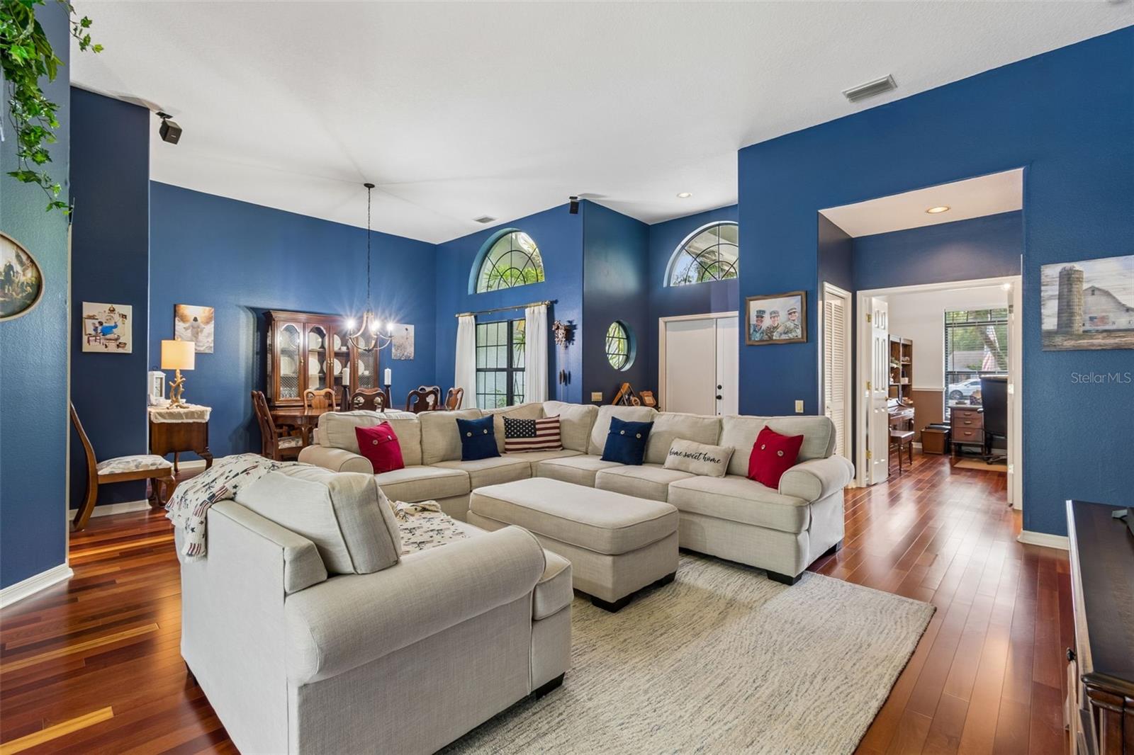 WOODRIDGE - Residential