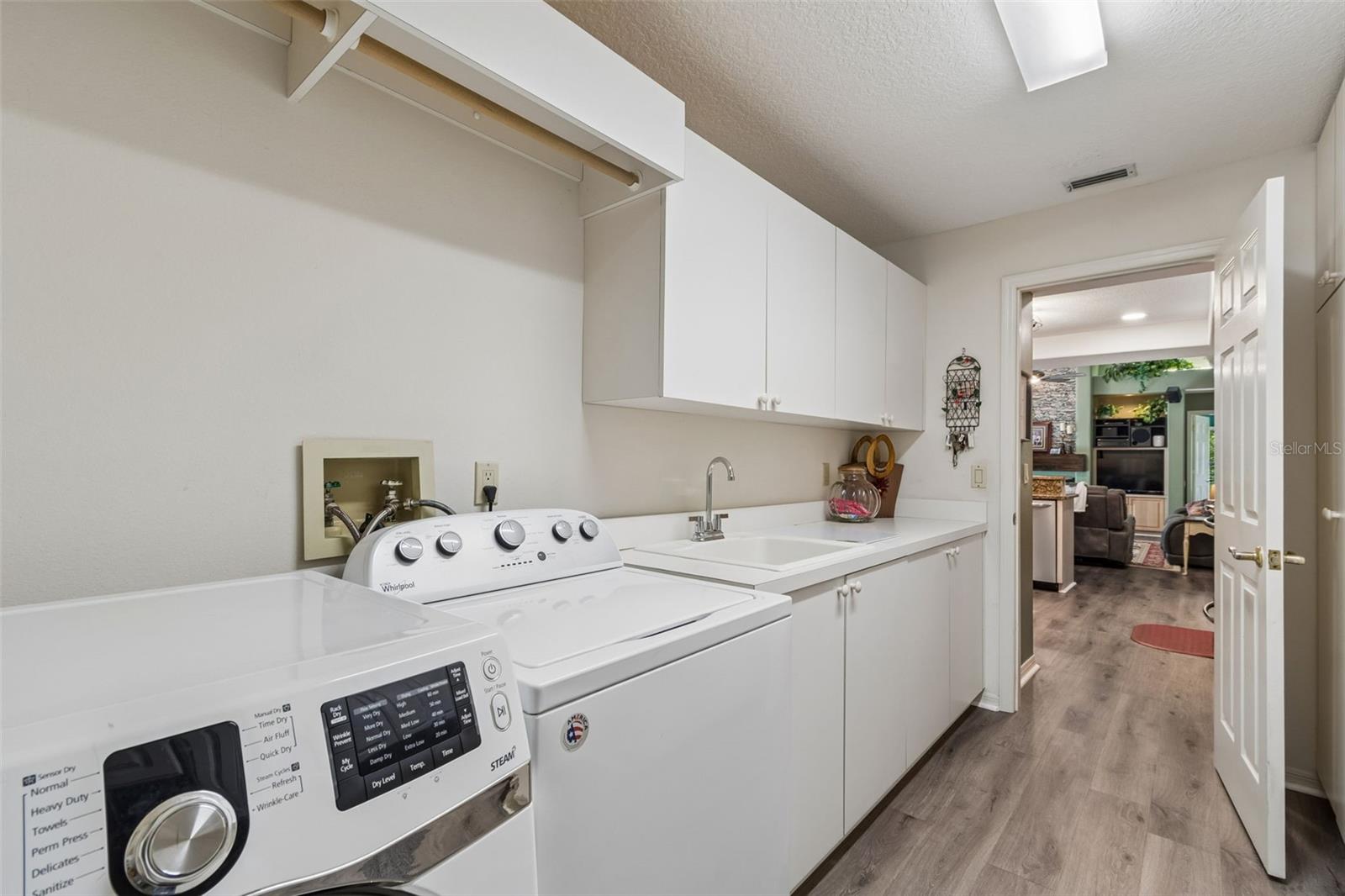 WOODRIDGE - Residential