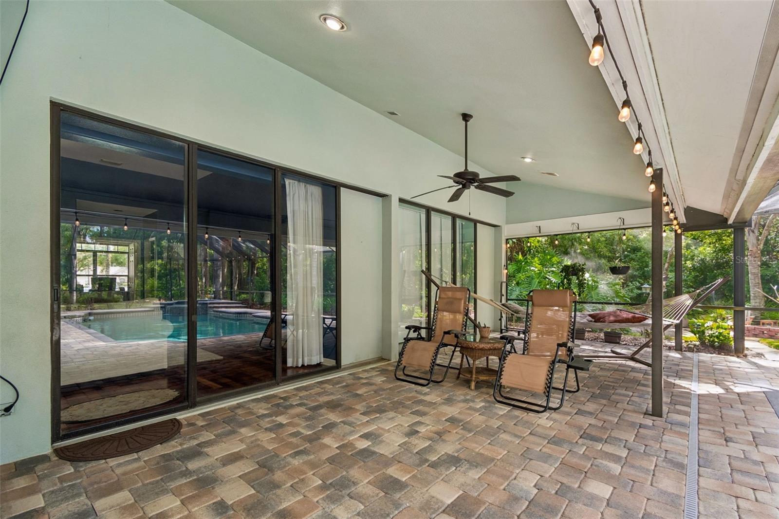 WOODRIDGE - Residential