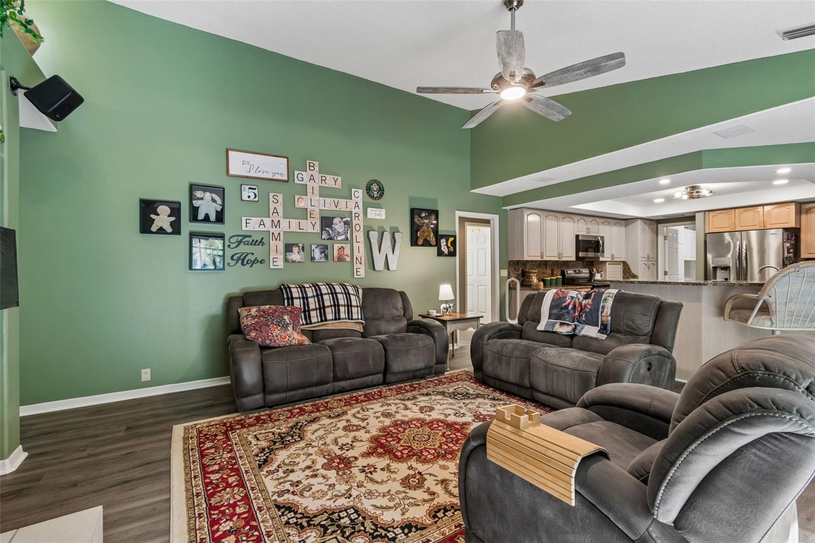 WOODRIDGE - Residential