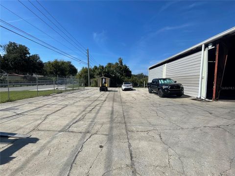 Tiny photo for 2206 Griffin Road, Leesburg, FL 34748 (MLS # G5104456)