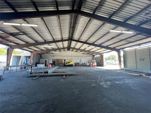 Tiny photo for 2206 Griffin Road, Leesburg, FL 34748 (MLS # G5104456)