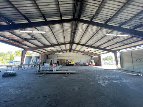 Tiny photo for 2206 Griffin Road, Leesburg, FL 34748 (MLS # G5104456)