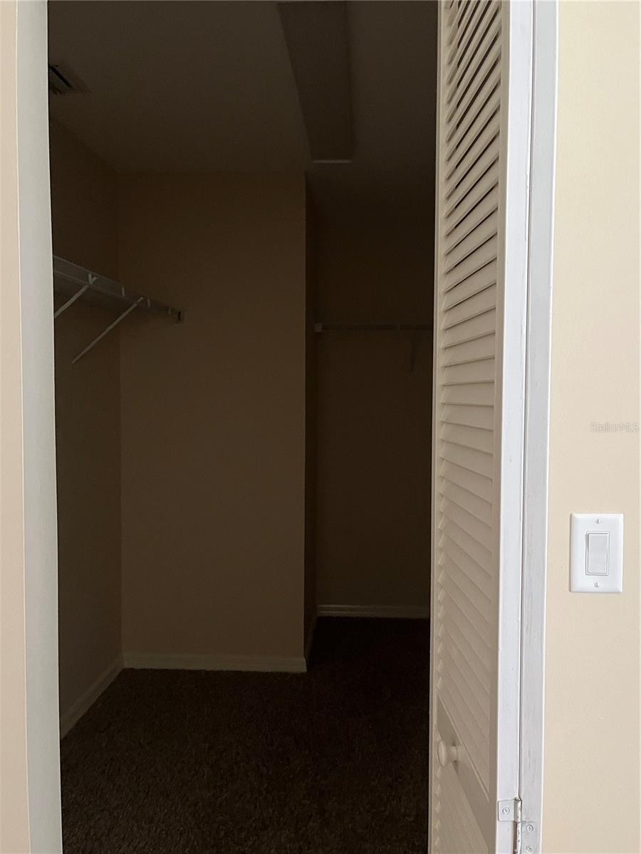 ON TOP OF THE WORLD - Residential Lease