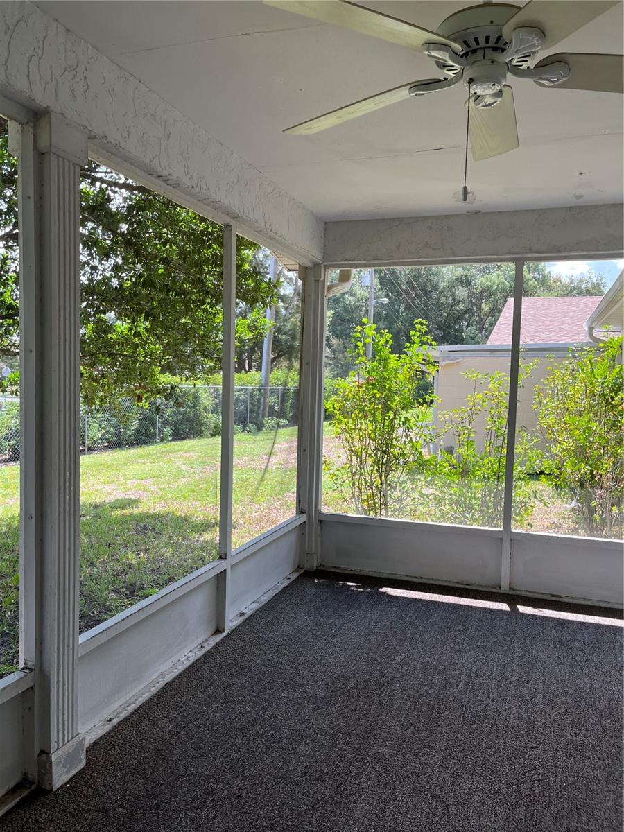 ON TOP OF THE WORLD - Residential Lease