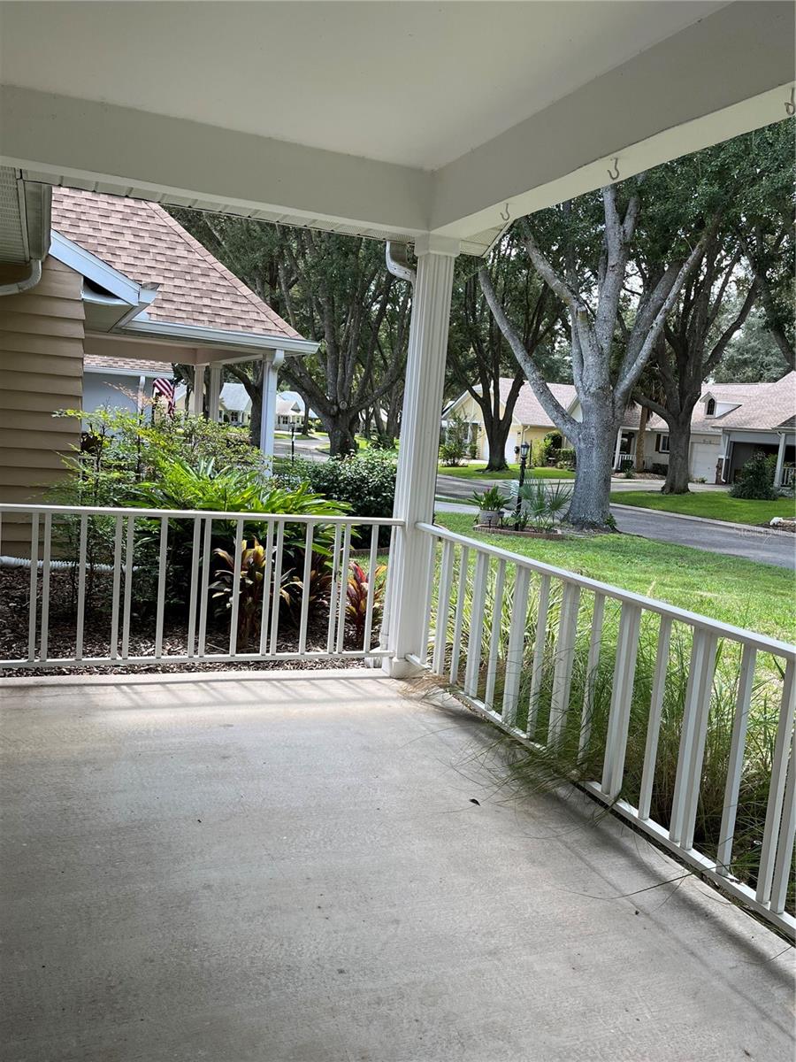 ON TOP OF THE WORLD - Residential Lease