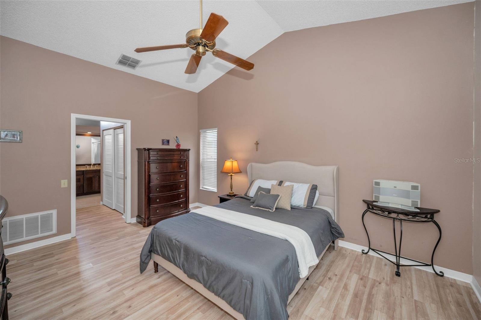 LAKESHORE VILLAGE AT WOODFIELD - Residential