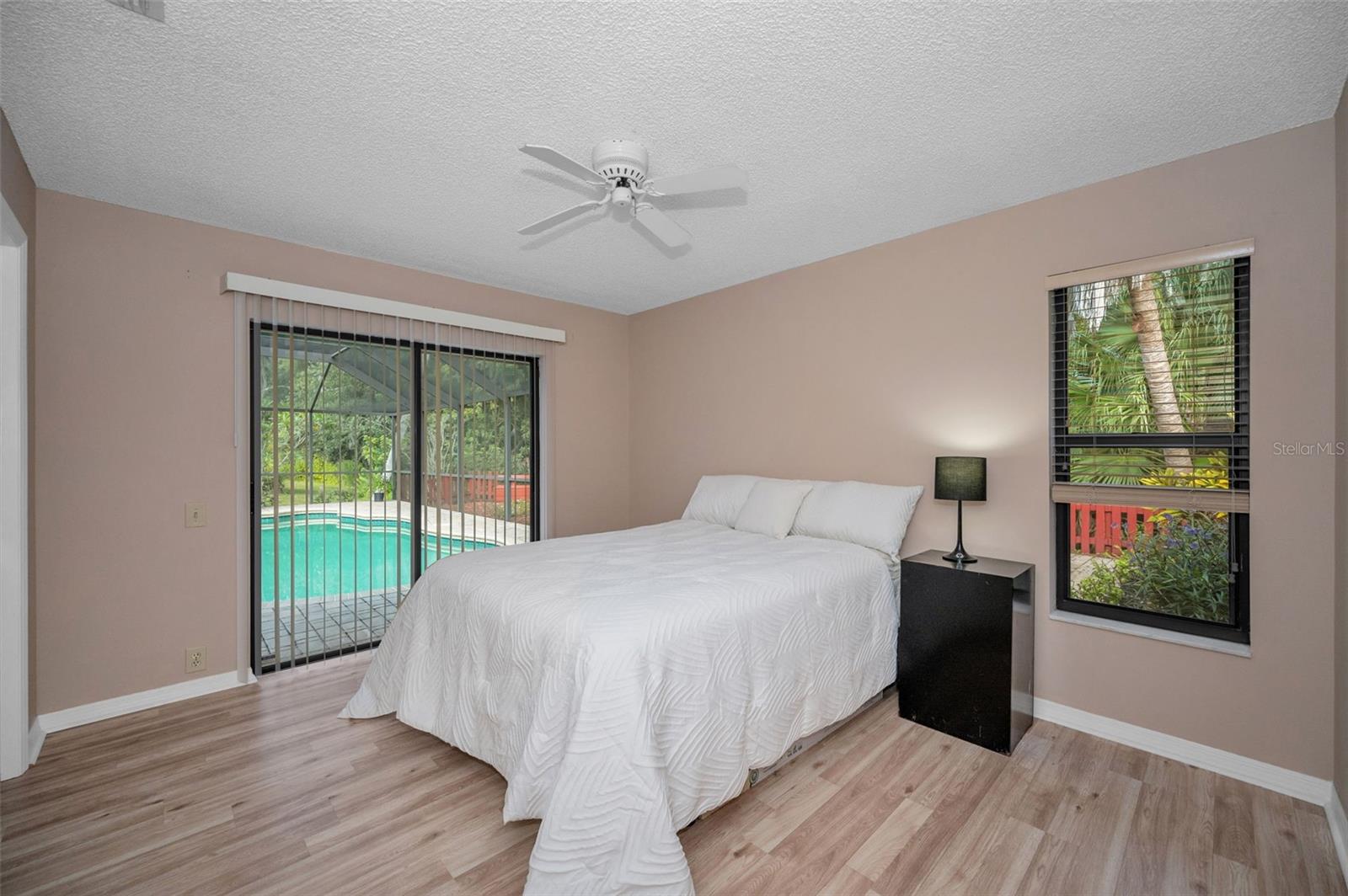 LAKESHORE VILLAGE AT WOODFIELD - Residential