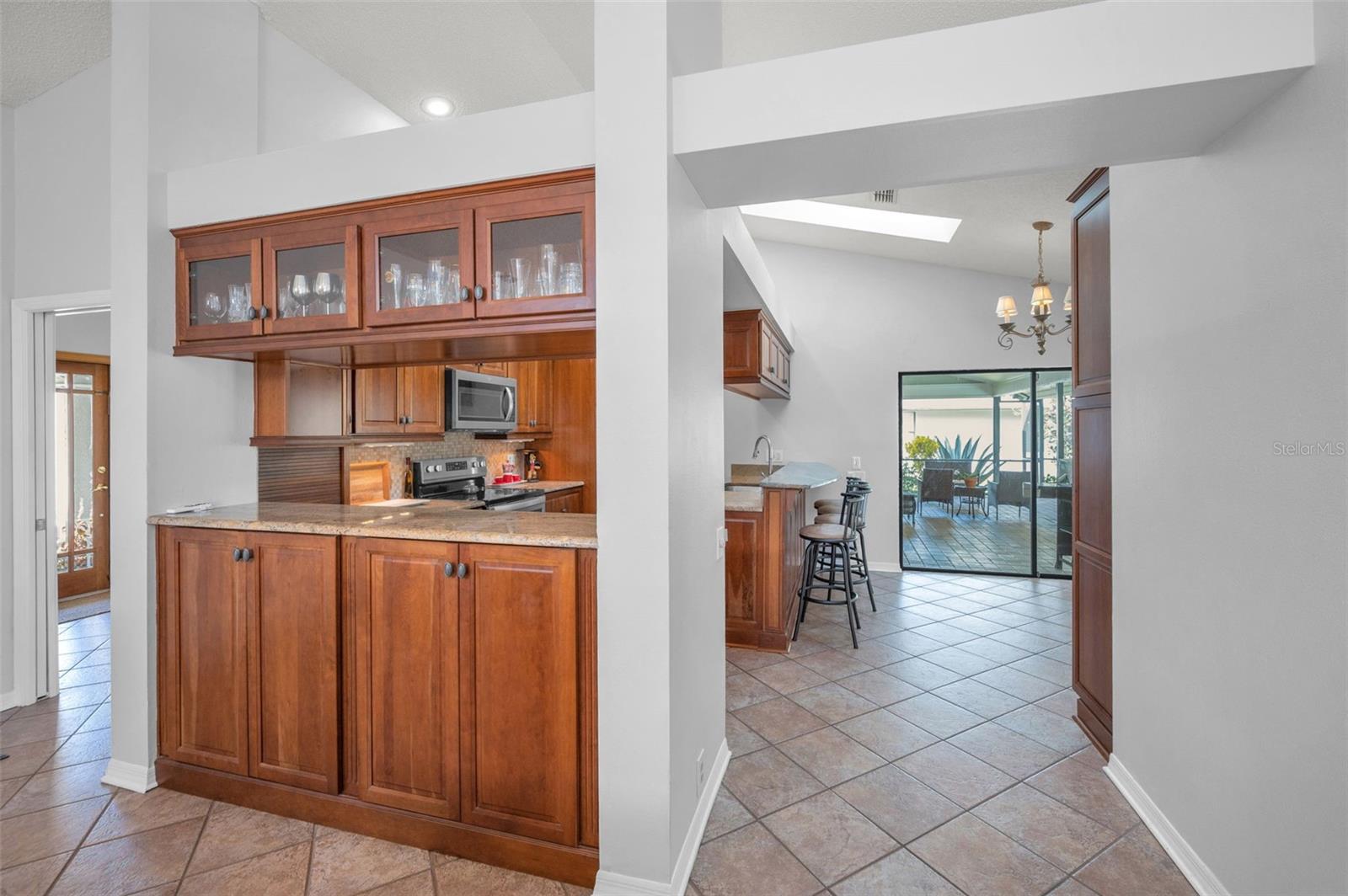 LAKESHORE VILLAGE AT WOODFIELD - Residential