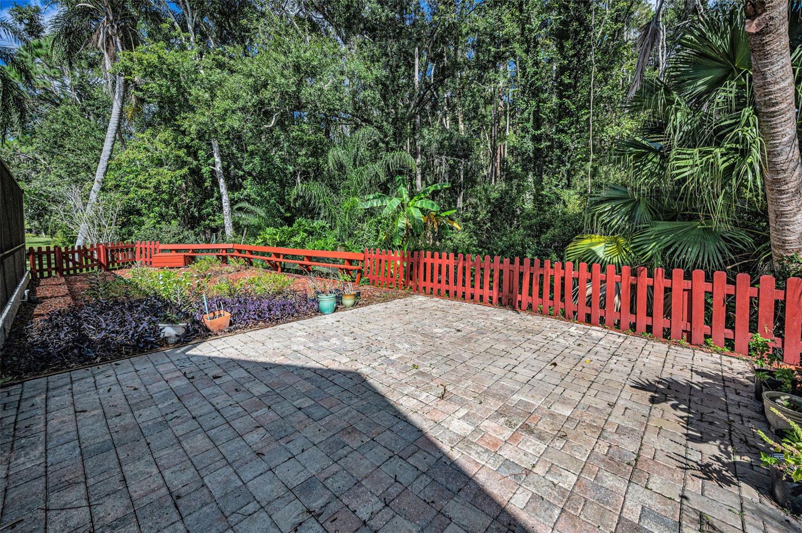 LAKESHORE VILLAGE AT WOODFIELD - Residential