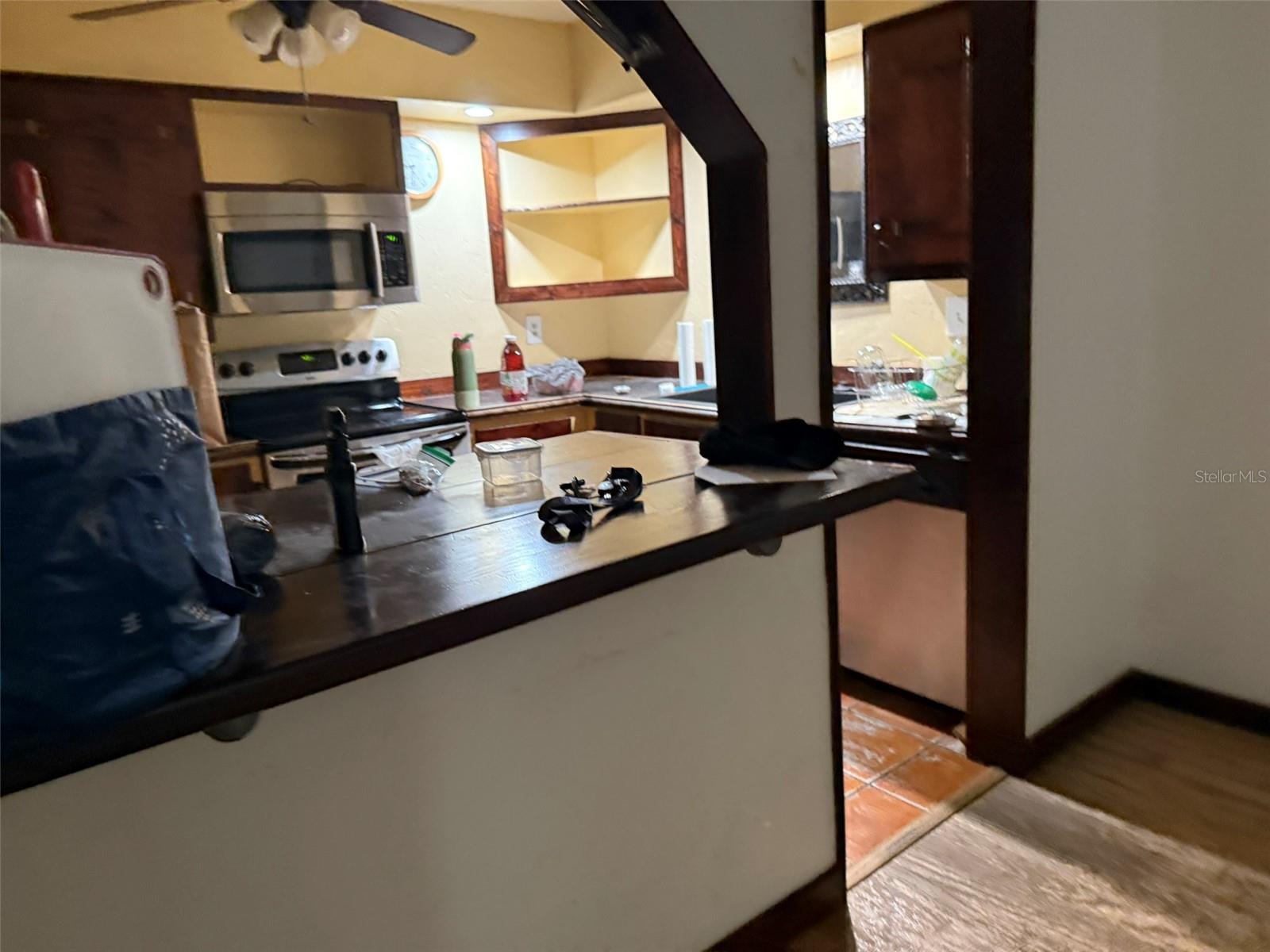 ROYAL ARMS CONDO - Residential