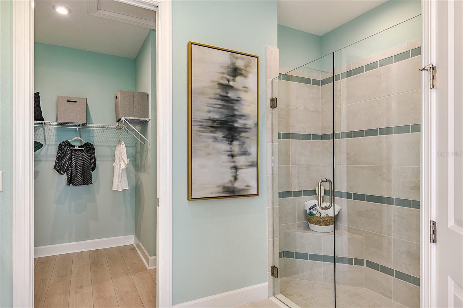 AZARIO ESPLANADE - Residential