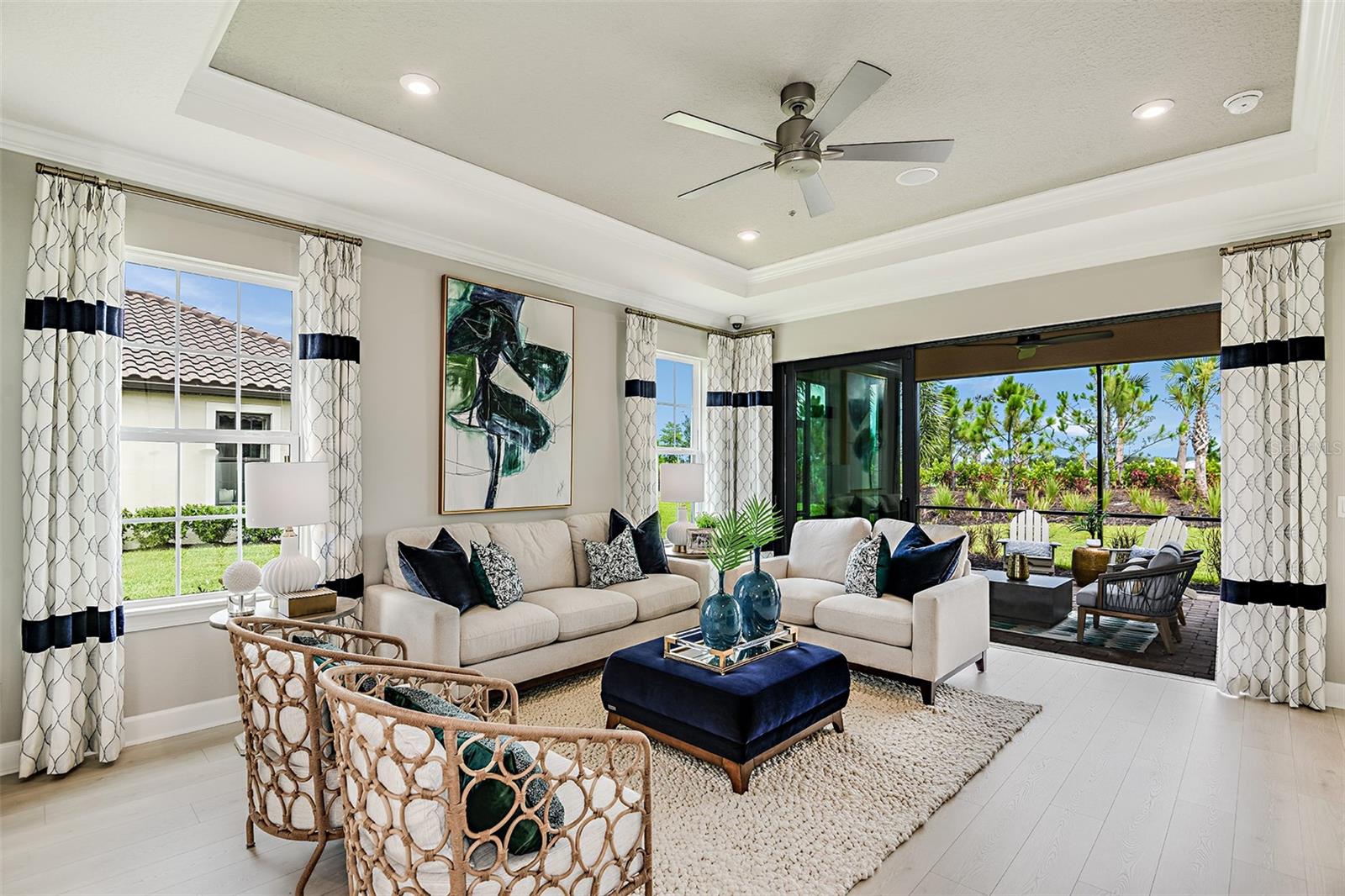 AZARIO ESPLANADE - Residential