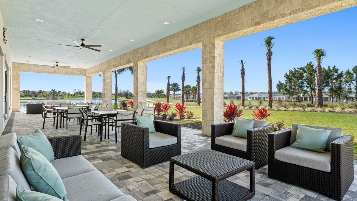 AZARIO ESPLANADE - Residential