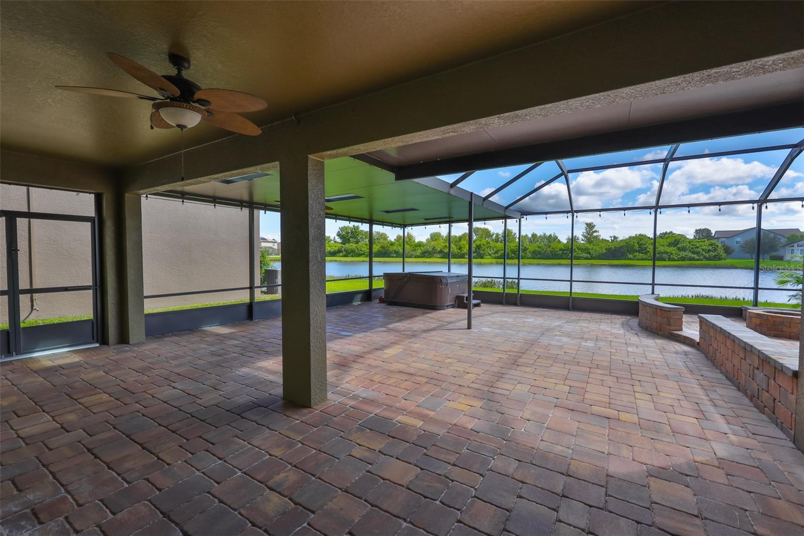 SOUTH FORK TR N - Residential