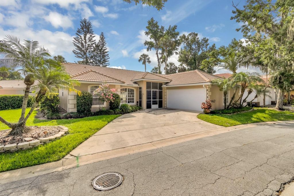 Photo of 625 Nighthawk Circle, Winter Springs, FL 32708 (MLS # O6314797)