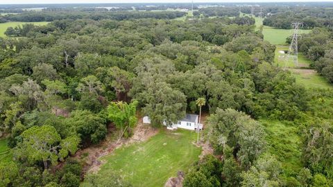 A home in PLANT CITY