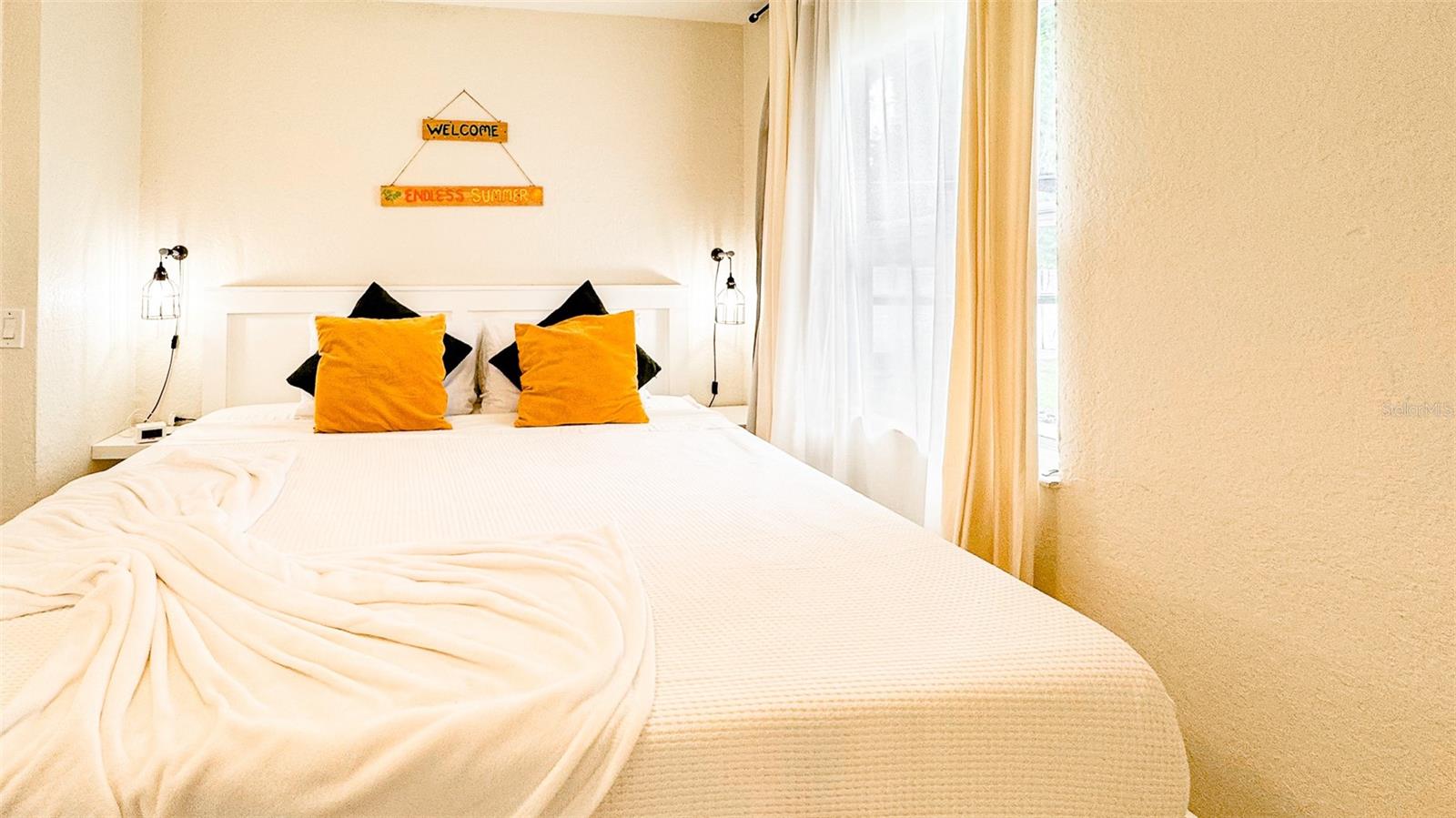 ORANGE HEIGHTS - Residential