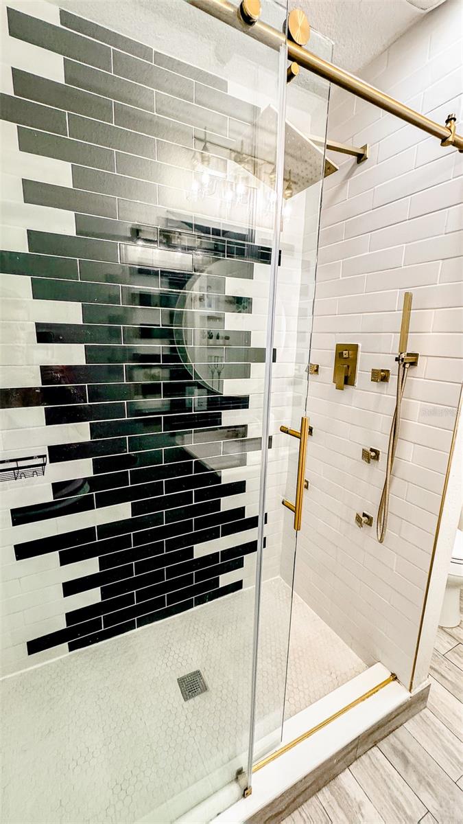 ORANGE HEIGHTS - Residential