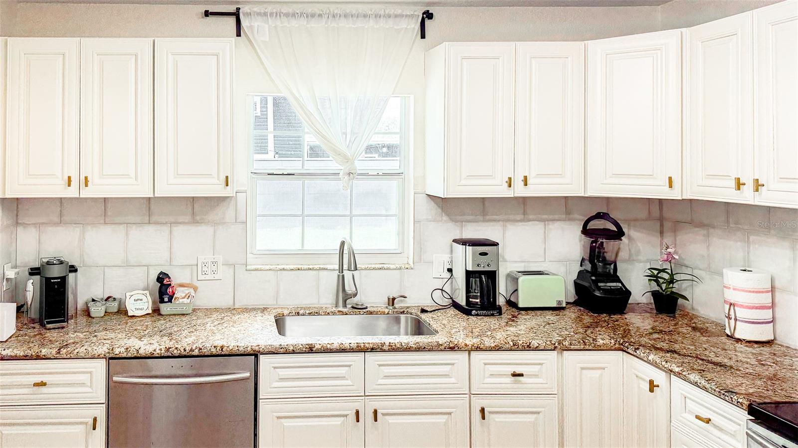 ORANGE HEIGHTS - Residential