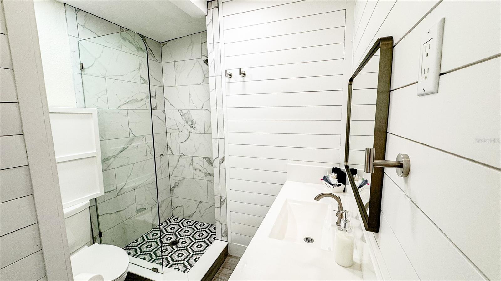 ORANGE HEIGHTS - Residential