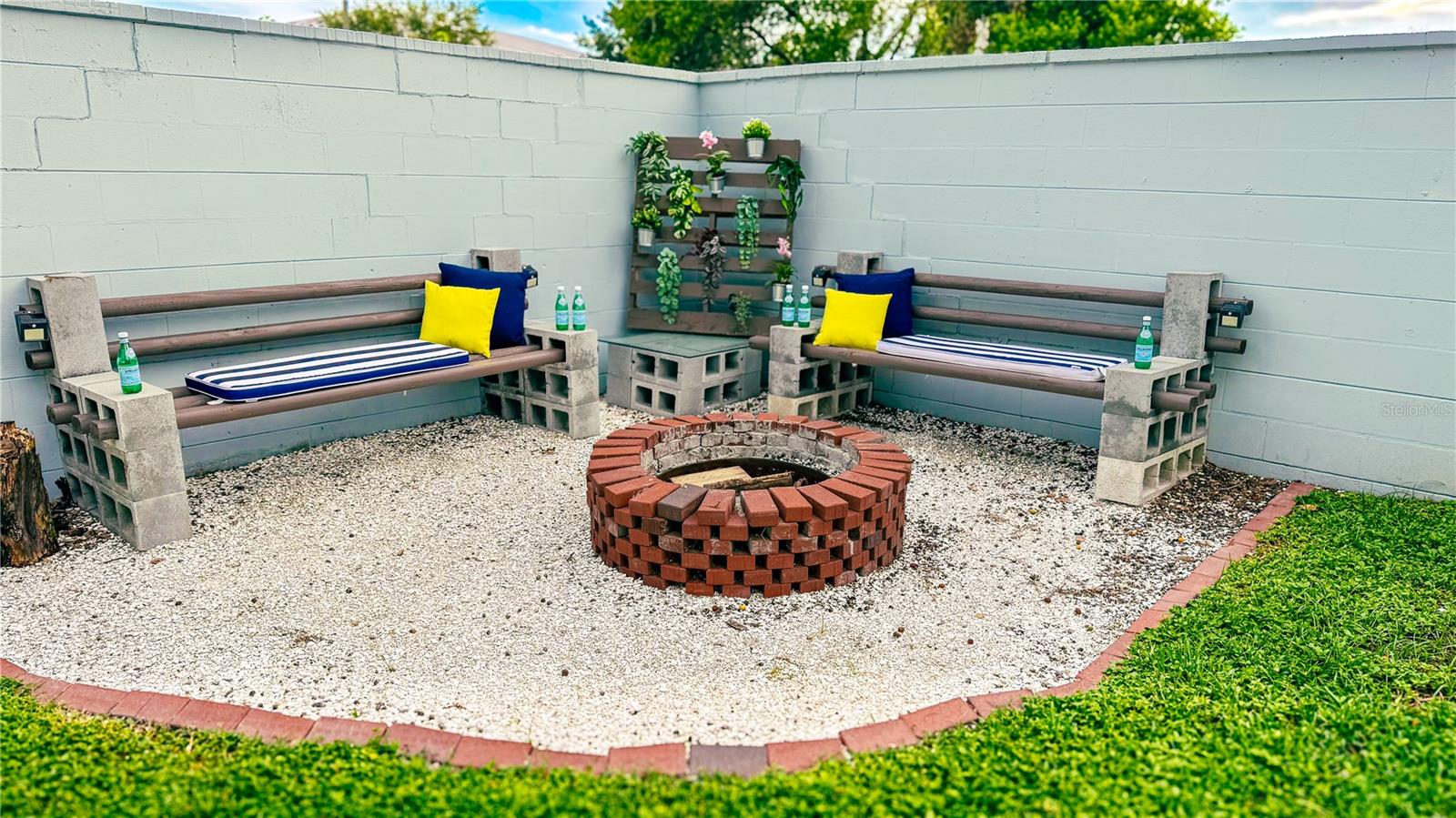 ORANGE HEIGHTS - Residential