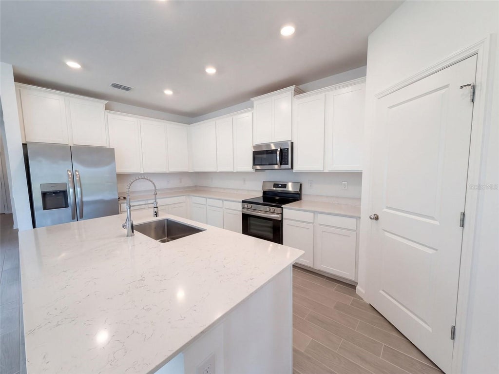 Photo of 1537 NW 44th Court Road, Ocala, FL 34482 (MLS # O6448364)