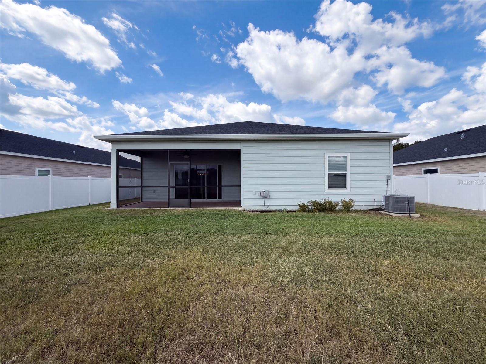 1537 NW 44TH COURT ROAD