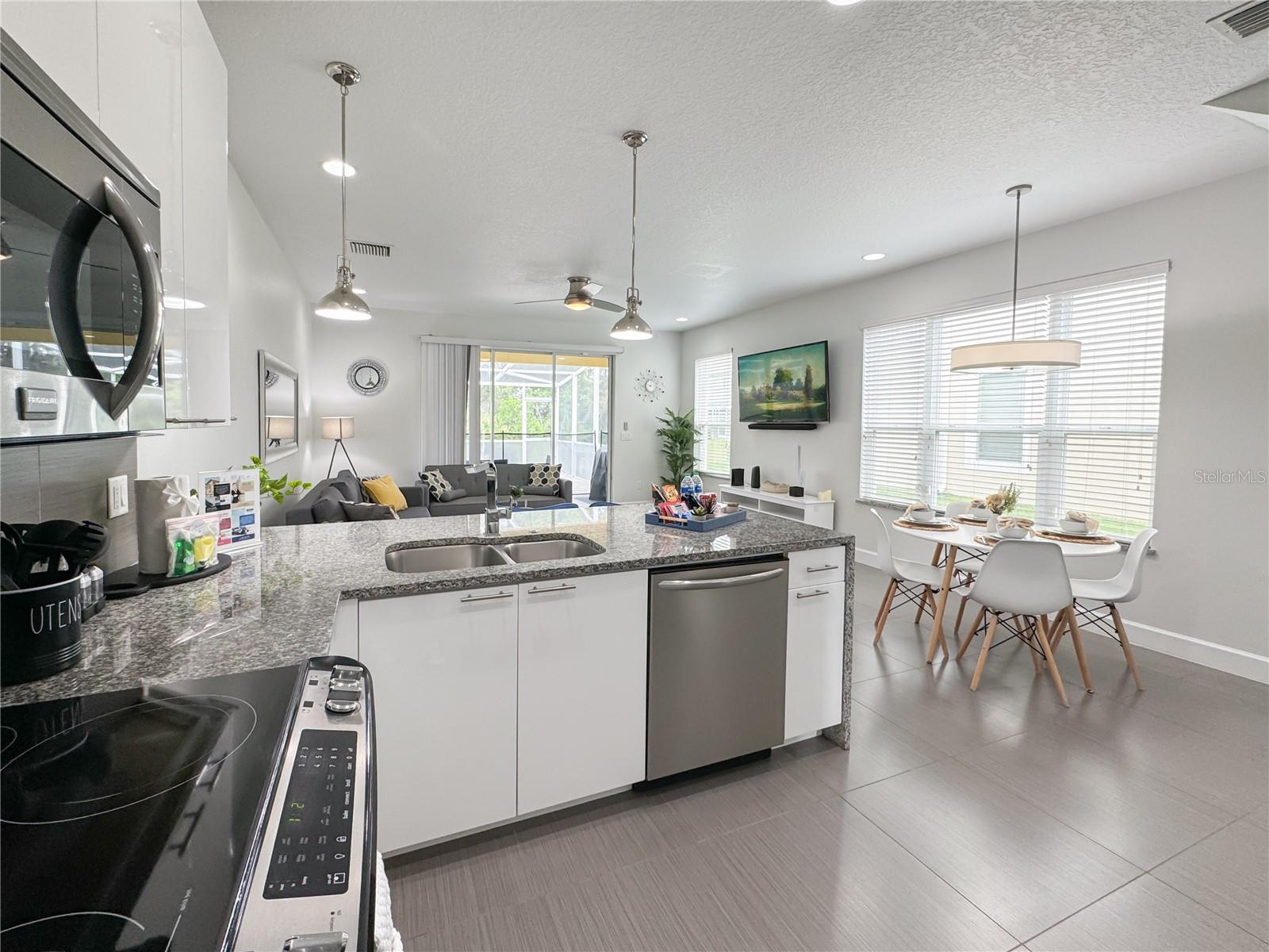 SERENITY AT SILVER CREEK SUB - Residential Lease