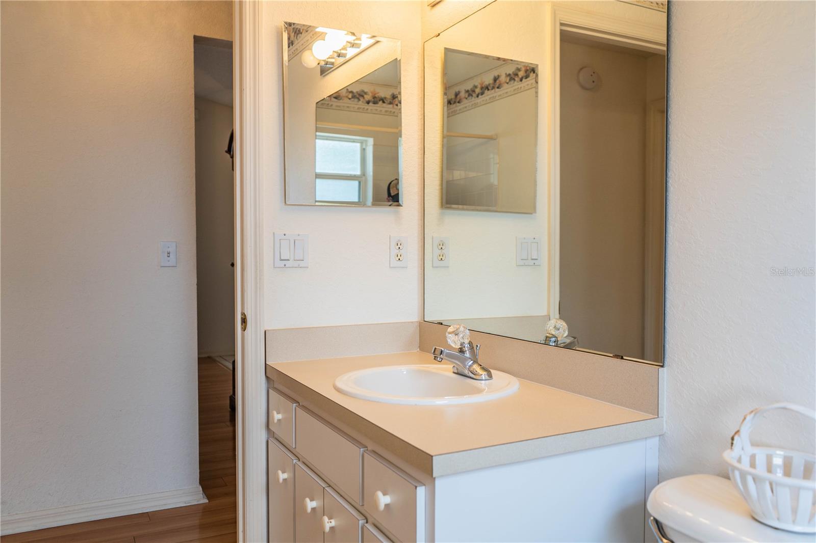 WEDGEWOOD GOLF & COUNTRY CLUB PH 01 - Residential